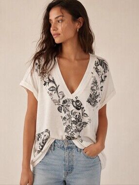 Daily Practice Floral V-Neck Tee | Boho Cottagecore Oversized Top XL